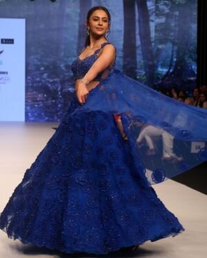 Rakul Preet Singh - Photos: Sonaakshi Raaj At Bombay Times Fashion Week 2021 | Picture 1828655