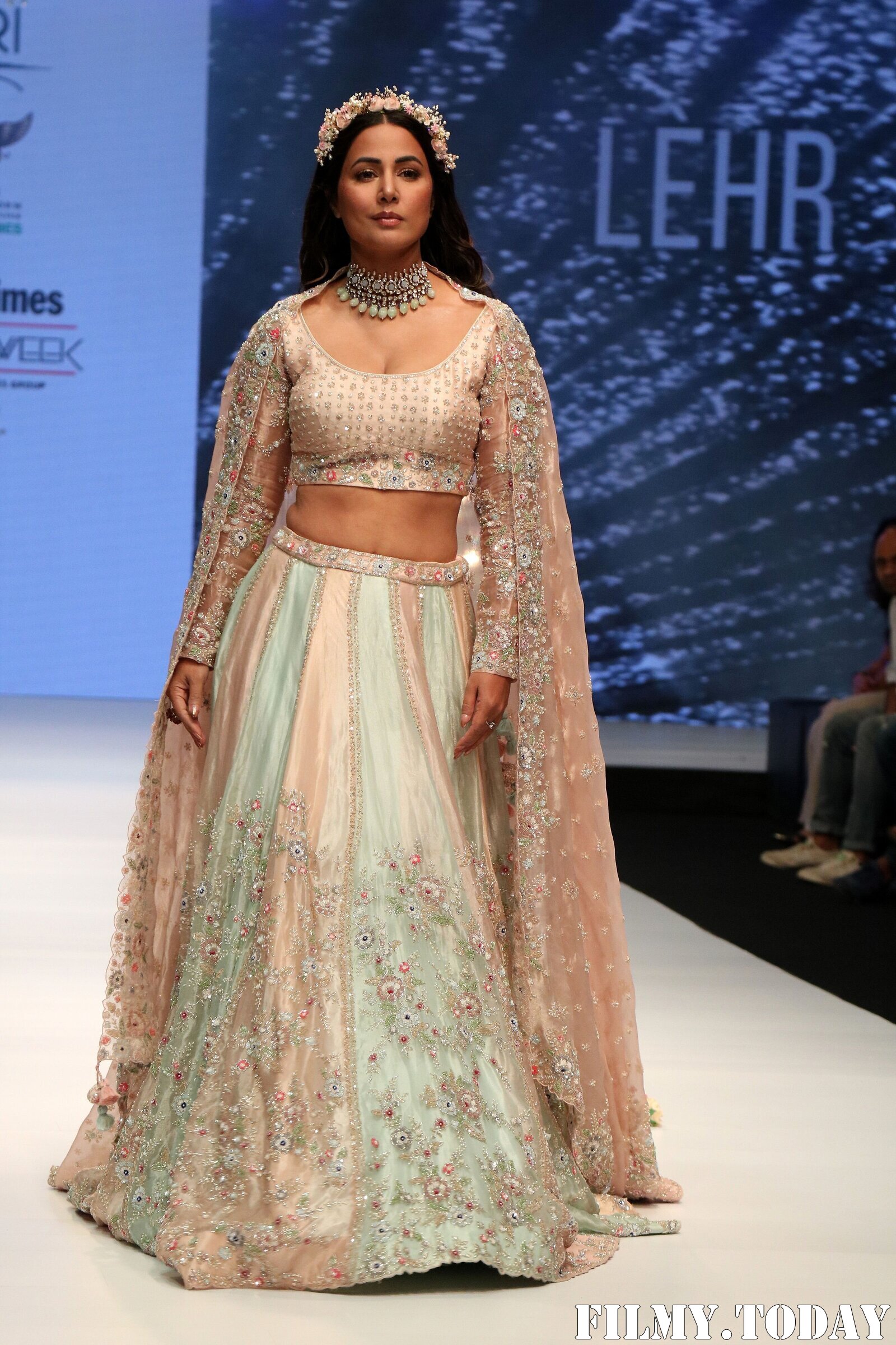 Hina Khan - Photos: Celebs Walks The Ramp At Bombay Times Fashion Week 2021 | Picture 1828758