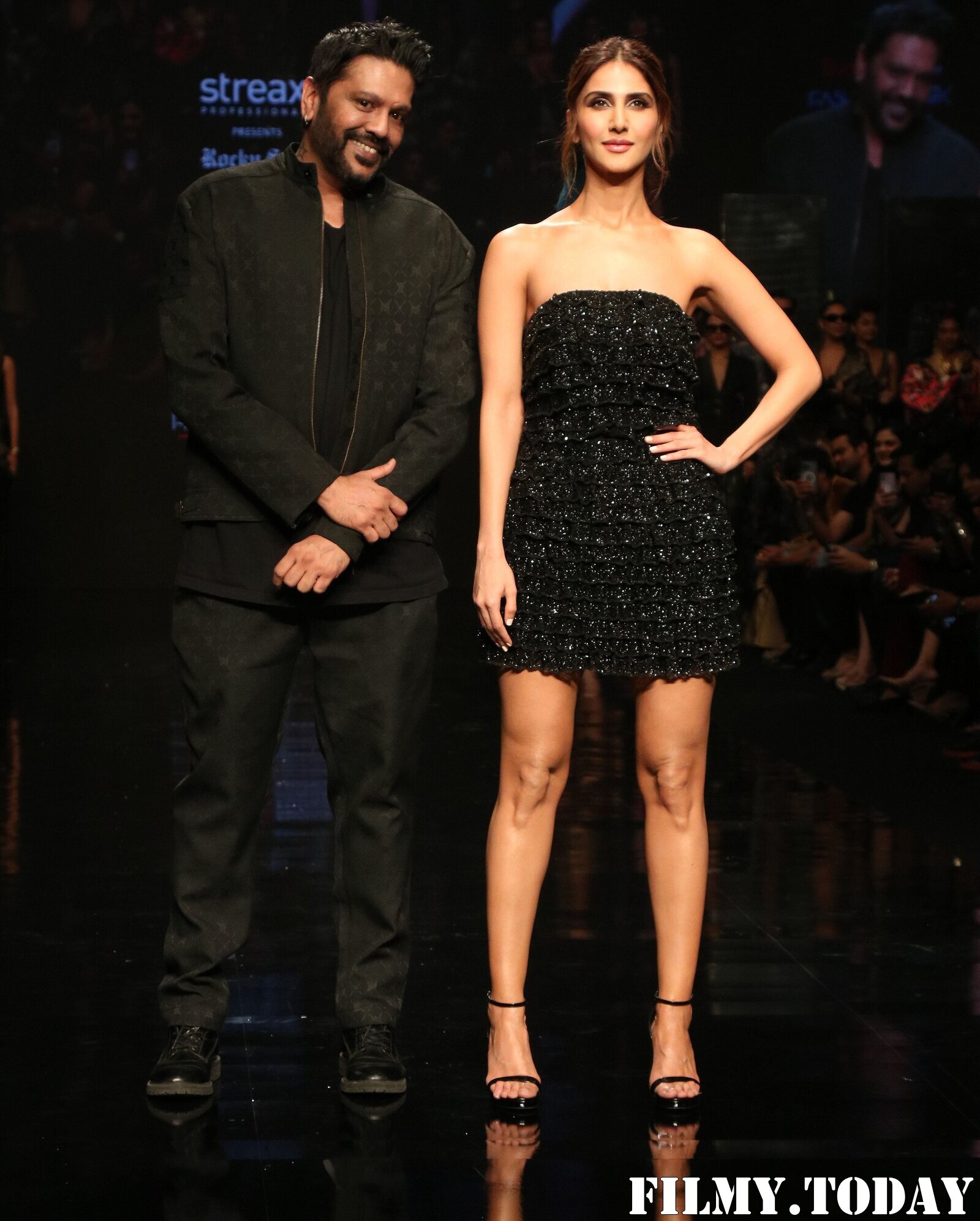 Photos: Celebs Walks The Ramp At Bombay Times Fashion Week 2021 | Picture 1828780