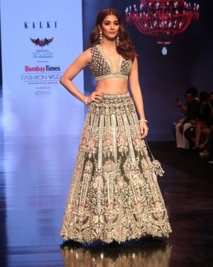 Pooja Hegde - Photos: Celebs Walks The Ramp At Bombay Times Fashion Week 2021 | Picture 1828722