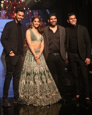 Photos: Celebs Walks The Ramp At Bombay Times Fashion Week 2021 | Picture 1828728