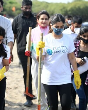 Photos: Celebs At Flag Off For Un Day Walk For Mangroves