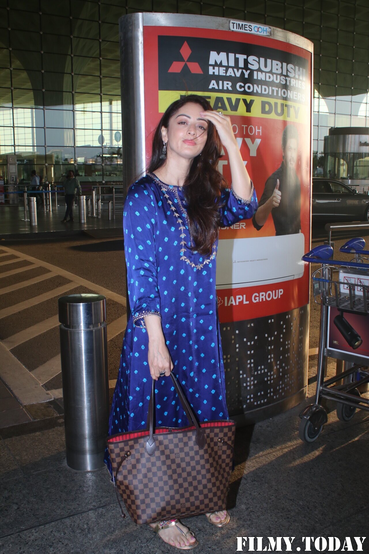 Sandeepa Dhar - Photos: Celebs Spotted At Airport | Picture 1828839