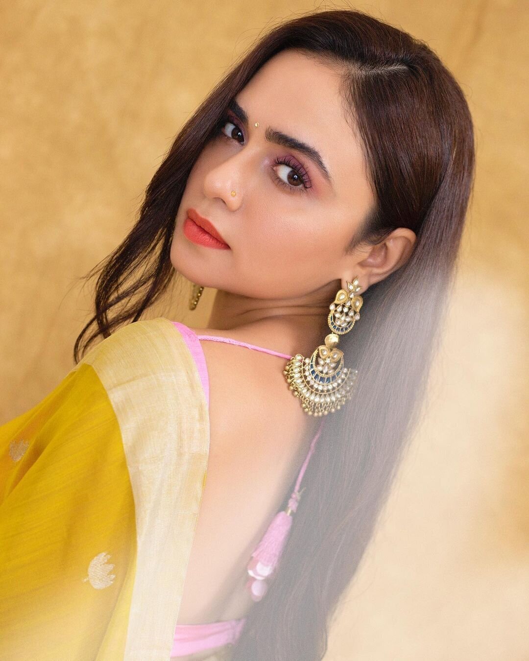 Amruta Khanvilkar Latest Photos | Picture 1830669