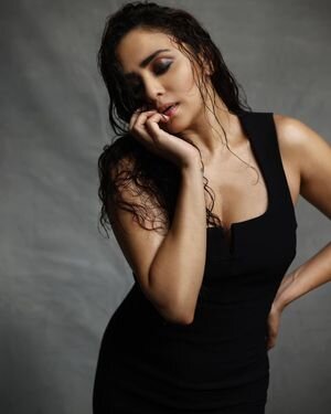 Amruta Khanvilkar Latest Photos | Picture 1830685