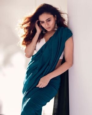 Amruta Khanvilkar Latest Photos | Picture 1830468