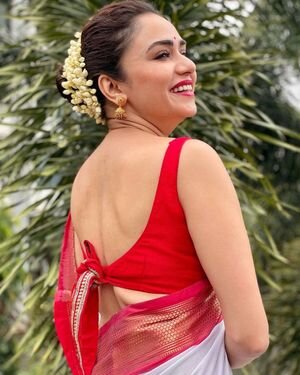 Amruta Khanvilkar Latest Photos | Picture 1830676