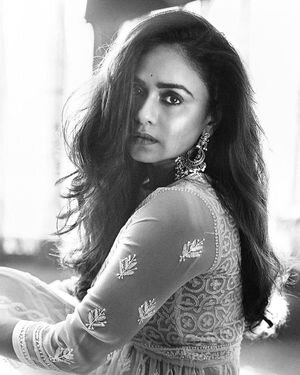 Amruta Khanvilkar Latest Photos | Picture 1830462