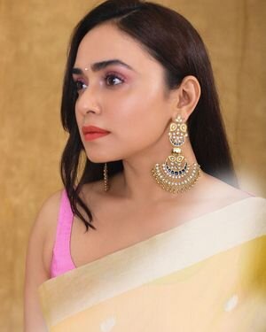 Amruta Khanvilkar Latest Photos | Picture 1830665