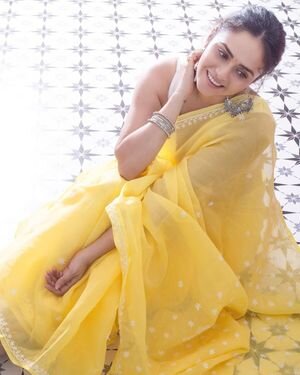 Amruta Khanvilkar Latest Photos | Picture 1830496