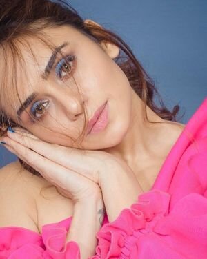 Amruta Khanvilkar Latest Photos | Picture 1830426