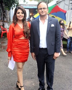 Photos: Zee Comedy Show's Set For A Photo-op With Special Guests