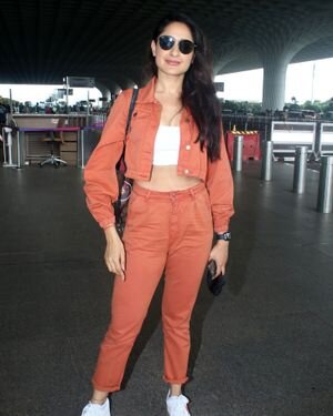 Pragya Jaiswal - Photos: Celebs Spotted At Airport | Picture 1827565