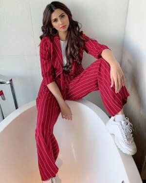 Daisy Shah Latest Photos | Picture 1755169