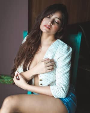 Symrann Kaur Latest Photos | Picture 1754745