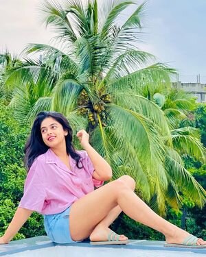Siddhi Idnani Latest Photos | Picture 1824272