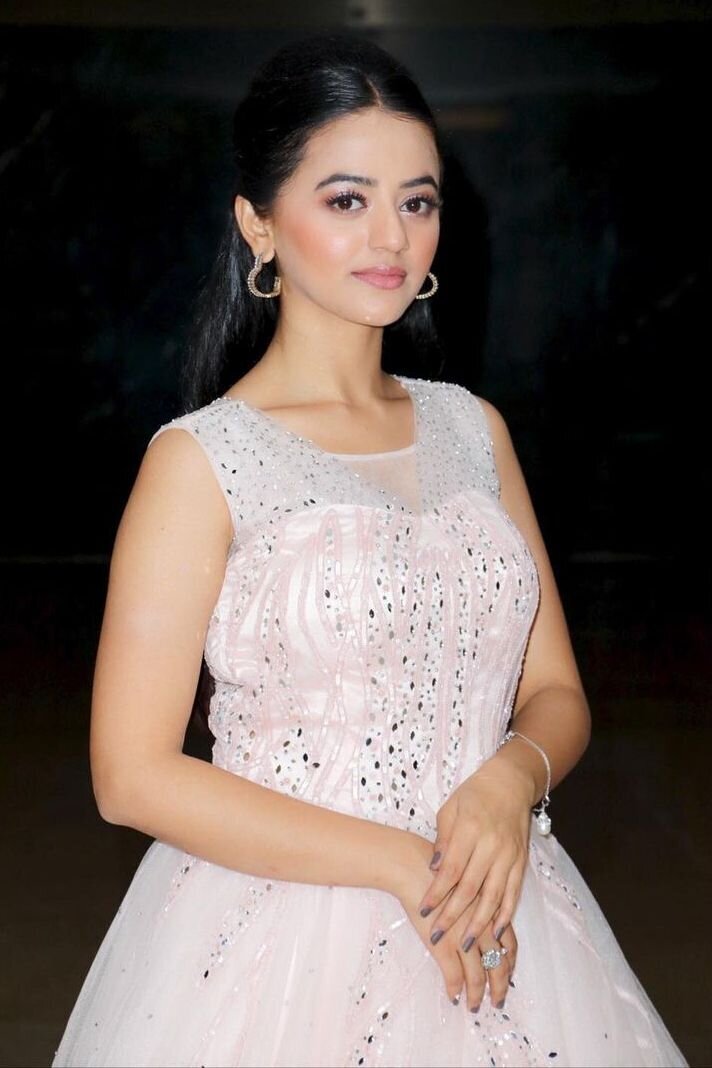 Helly Shah Latest Photos | Picture 1805607