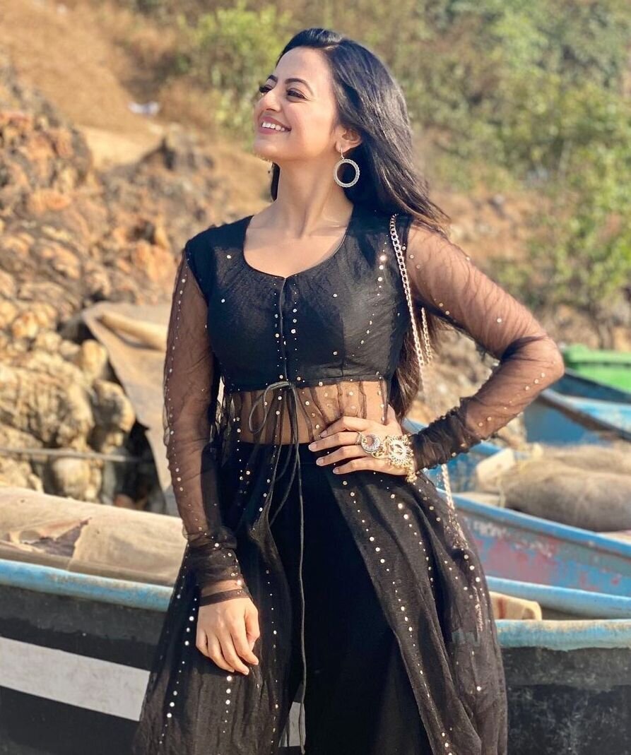 Helly Shah Latest Photos | Picture 1805539