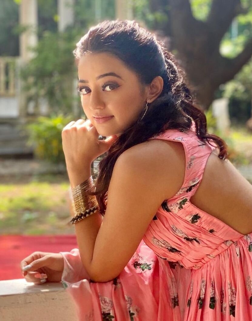 Helly Shah Latest Photos | Picture 1805575