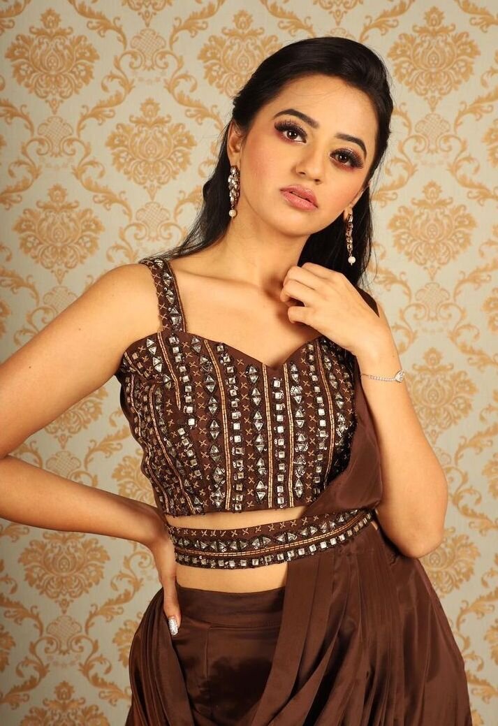 Helly Shah Latest Photos | Picture 1805623