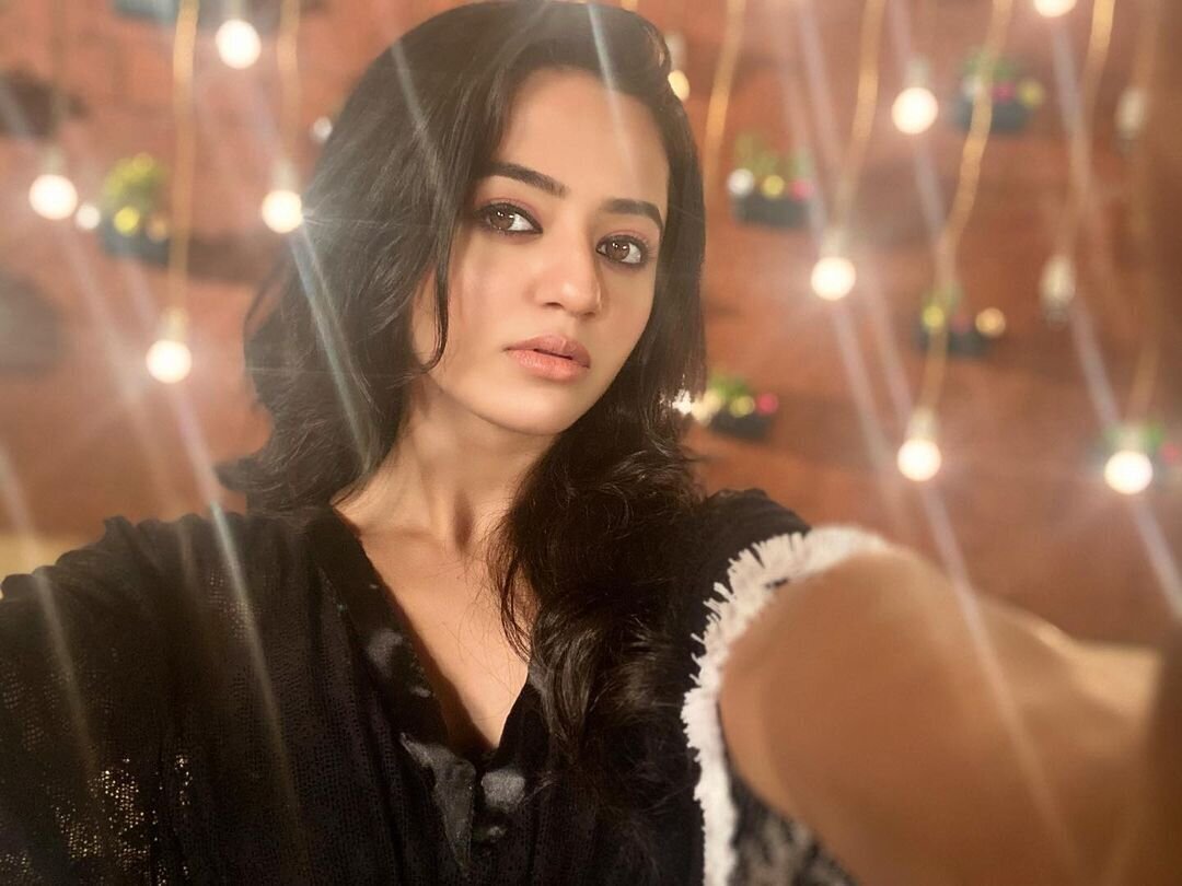 Helly Shah Latest Photos | Picture 1805647
