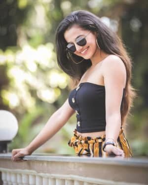 Helly Shah Latest Photos | Picture 1805498