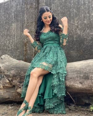 Helly Shah Latest Photos | Picture 1805584