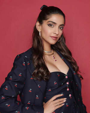 Sonam K Ahuja Latest Photos | Picture 1741189