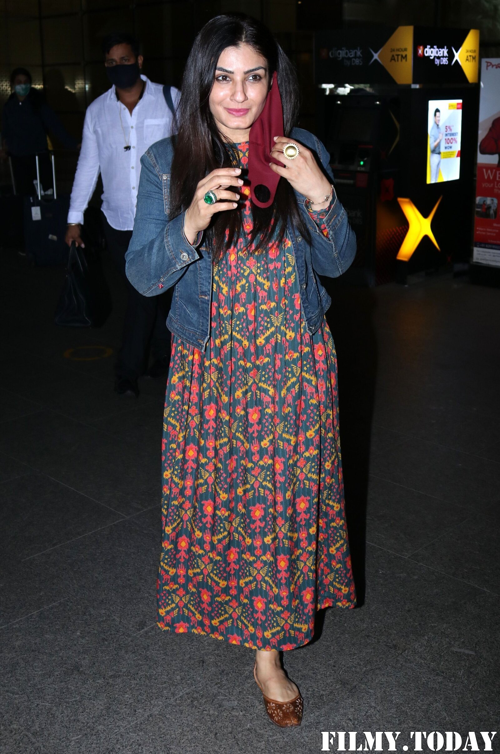 Raveena Tandon - Photos: Celebs Spotted At Airport | Picture 1765631