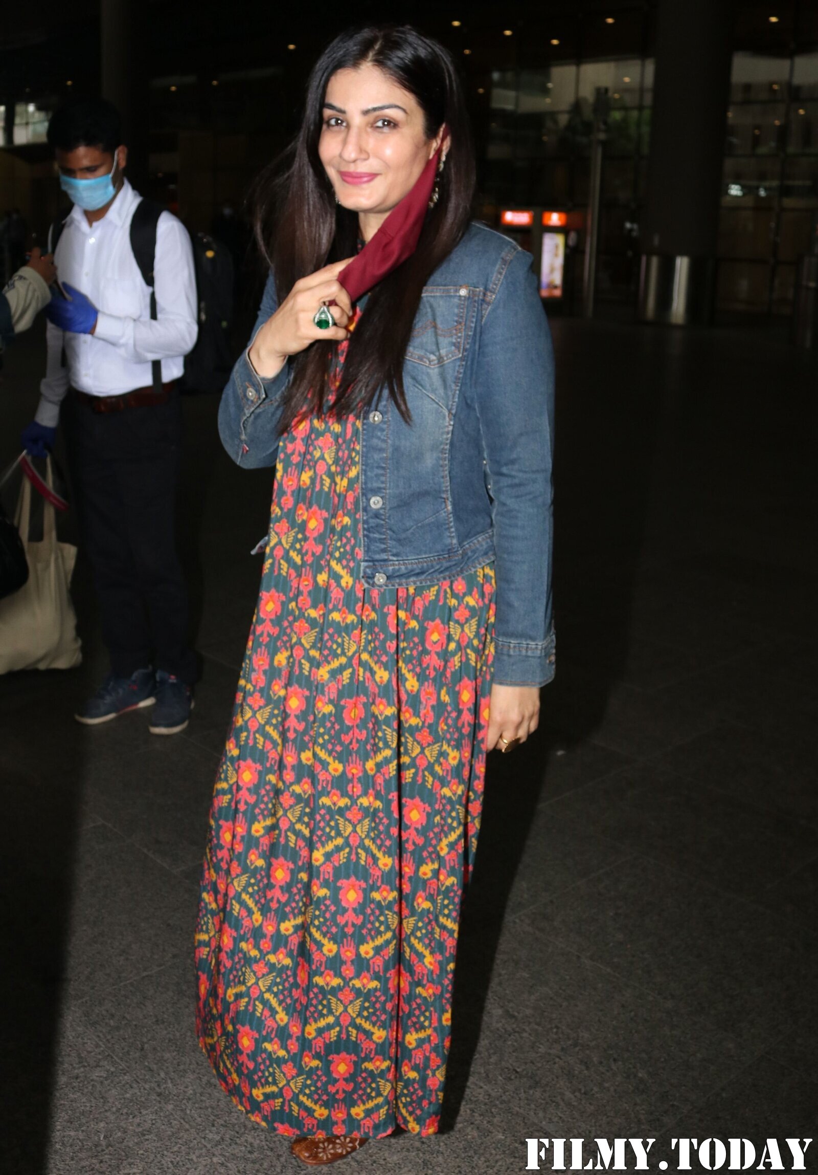 Raveena Tandon - Photos: Celebs Spotted At Airport | Picture 1765633