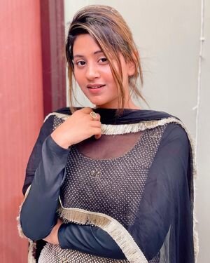 Anjali Arora Latest Photos | Picture 1815147