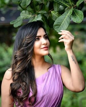 Ashu Reddy Latest Photos | Picture 1835381