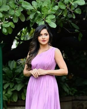 Ashu Reddy Latest Photos | Picture 1835379