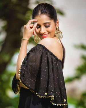 Rashmi Gautam Latest Photos | Picture 1830933