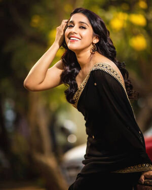 Rashmi Gautam Latest Photos | Picture 1830825